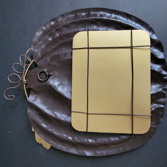 Metal Pumpkin Wall Art With Leaf Accents & Rustic Finish - 12" x 9" - Picture 4 of 6